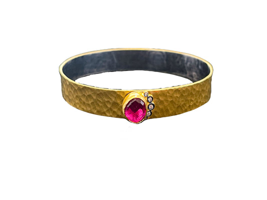 Pink sapphire band bracelet