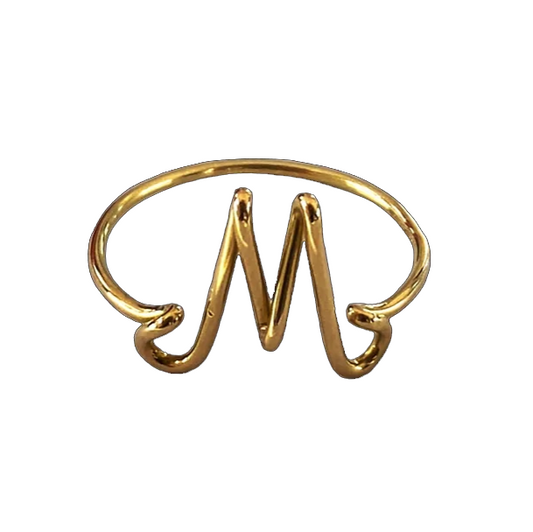 Anello lettera "M"