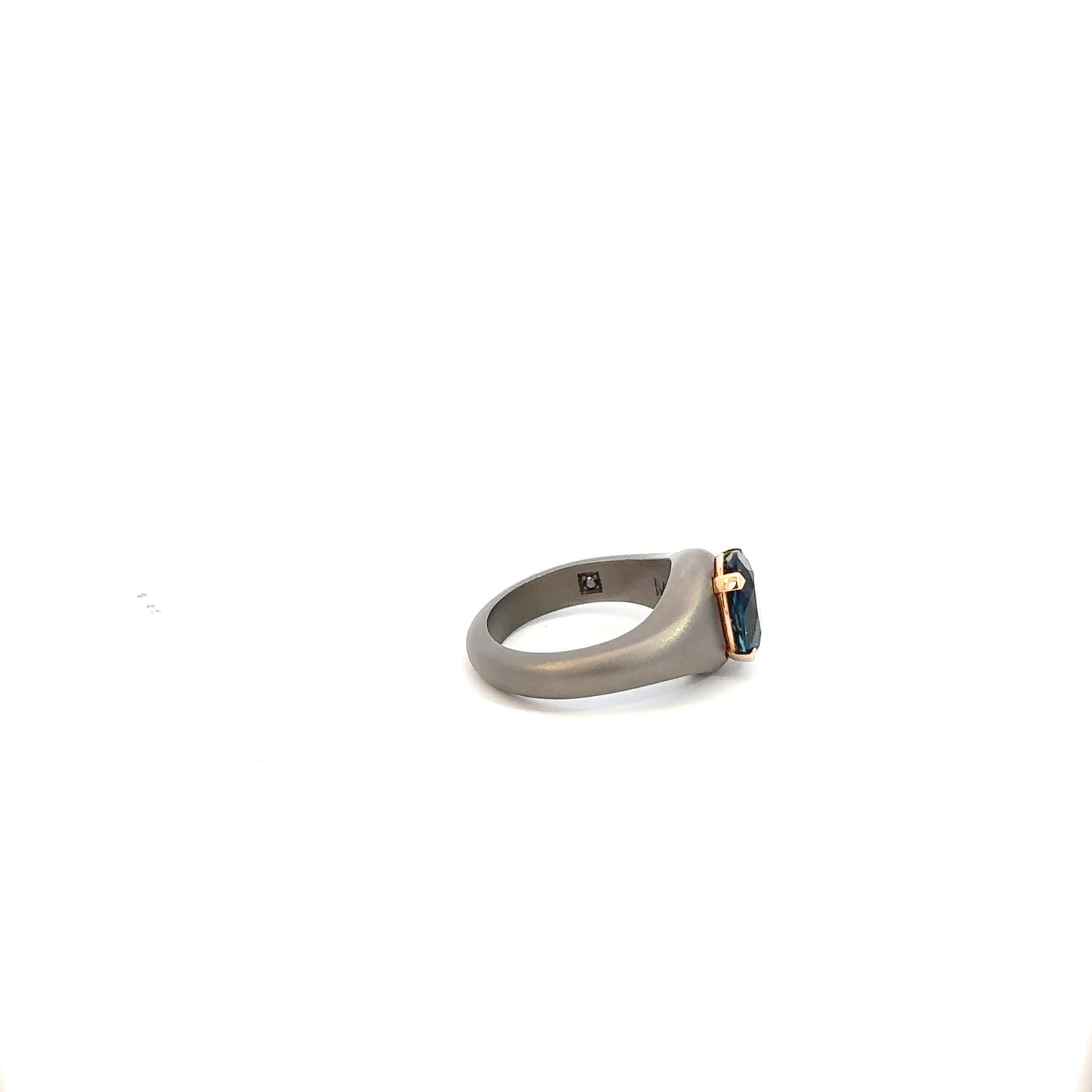 Anello "OXIDIUM"
