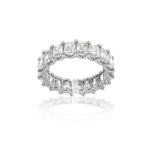 WHITE DIAMOND RING