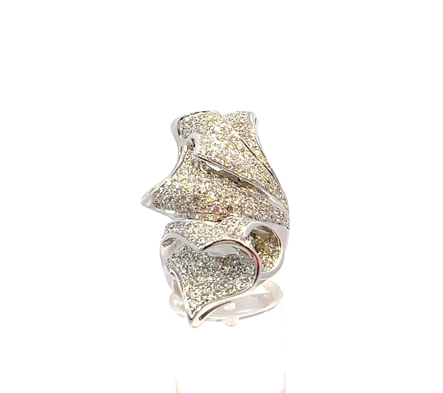 WHITE PAVE' RING