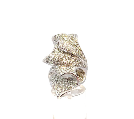 WHITE PAVE' RING