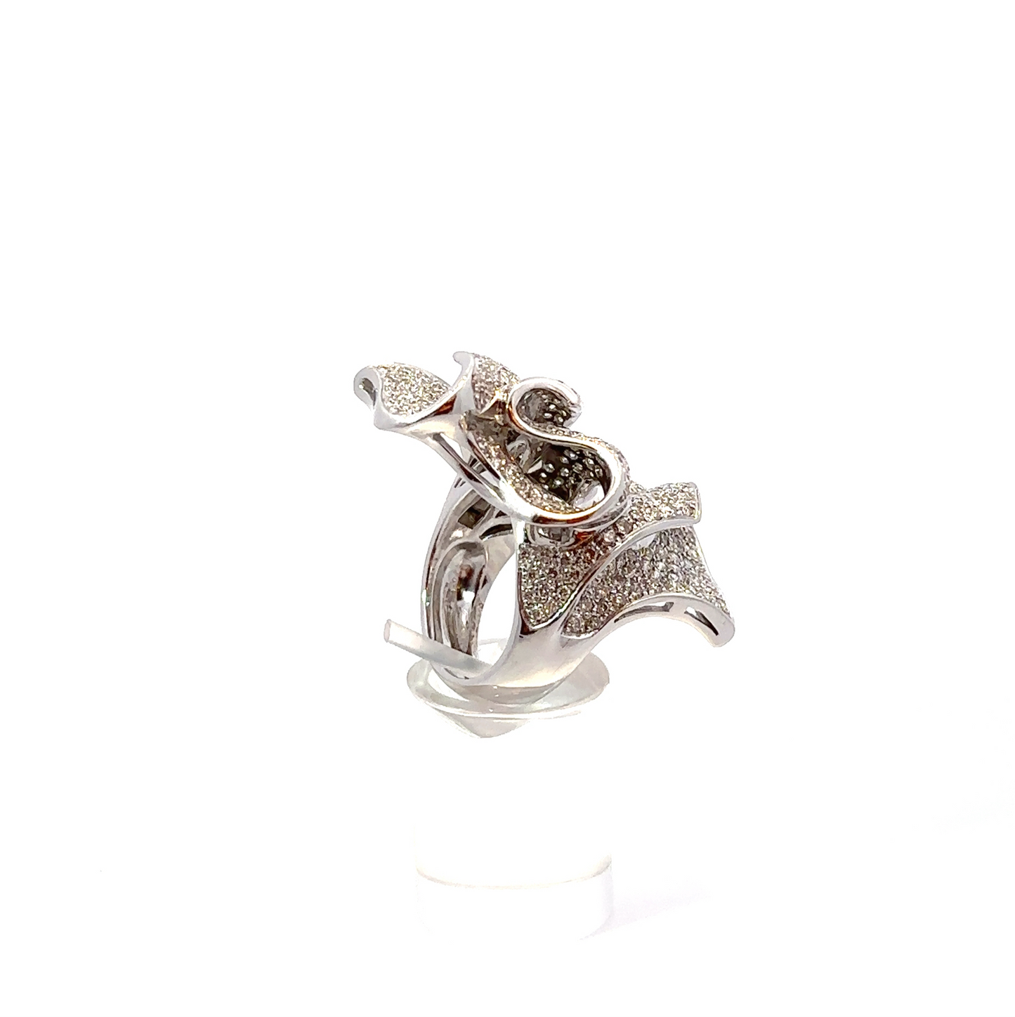 WHITE PAVE' RING